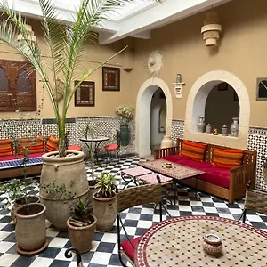 Sidi Magdoul Couette-café